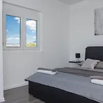 Deluxe Bellacosta Kaštela