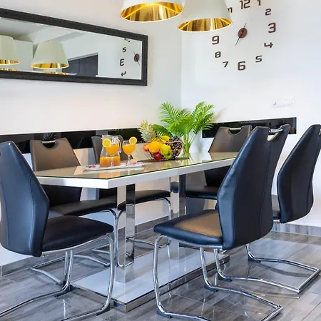 Apartment Deluxe Bellacosta Kastela