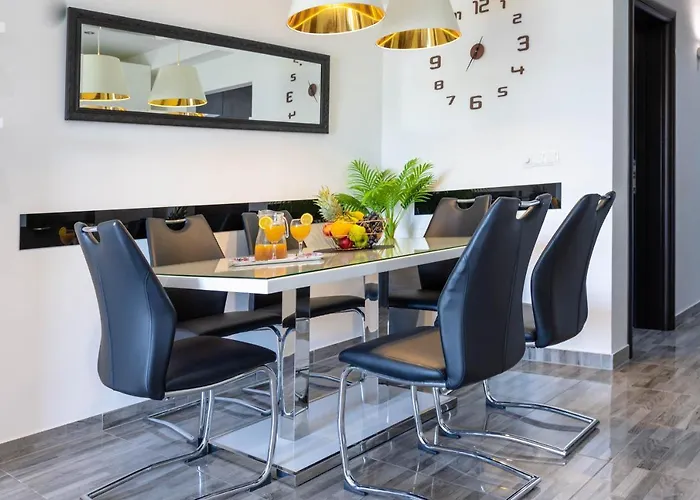 Apartment Deluxe Bellacosta Kastela