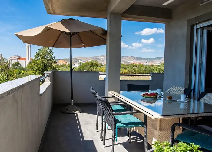 Apartment Deluxe Bellacosta Kastela